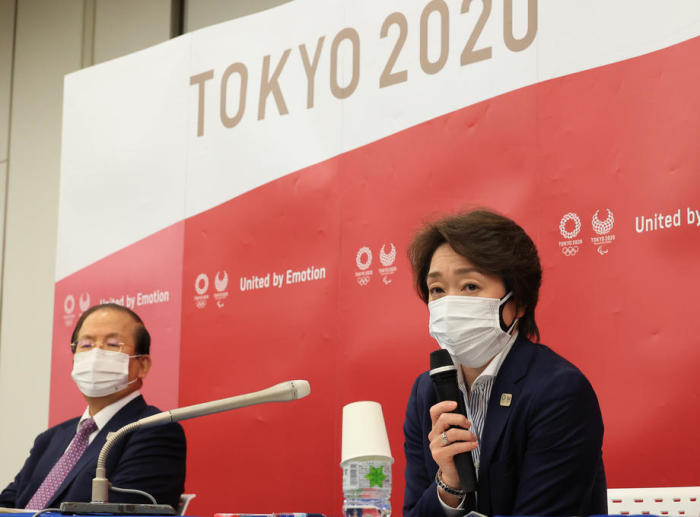Die Präsidentin des Organisationskomitees für Tokio 2020, Seiko Hashimoto (R). Die Präsidentin des Organisationskomitees für Tokio 2020, Seiko Hashimoto (R). Foto: epa/Yoshikazu Tsuno