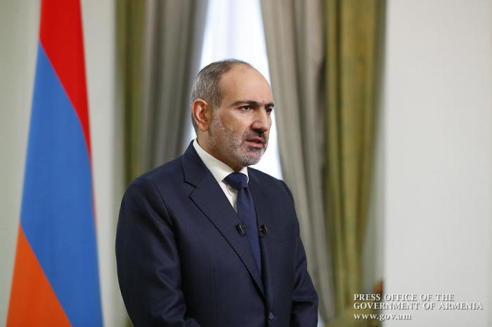 Der armenische Premierminister Nikol Pashinyan bei seiner Ansprache an die Nation in Eriwan. Foto: Pressebüro der epa/Armenien-regierung