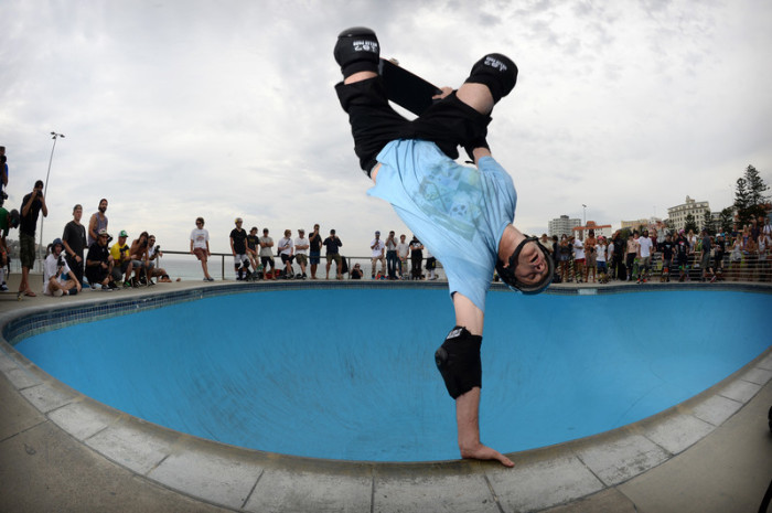 Die amerikanische Skateboard-Legende Tony Hawk. Foto: epa/Dan Himbrechts