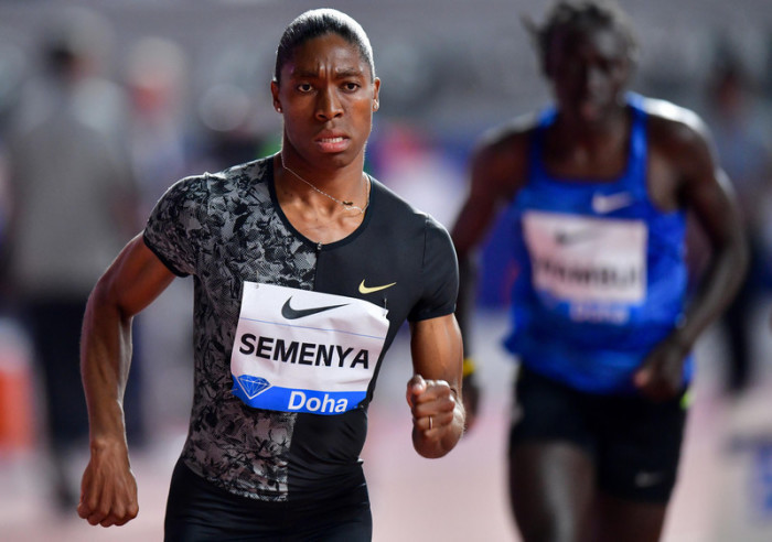 Caster Semenya aus Südafrika nimmt am 800-m-Rennen der Frauen während des Leichtathletik-Meetings der IAAF Diamond League in Doha teil. Foto: epa/Noushad Thekkayil