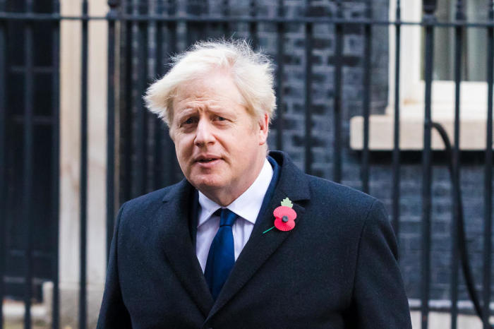 Grossbritanniens Premierminister Boris Johnson verlässt Downing Street. Foto: epa/Vickie Flores