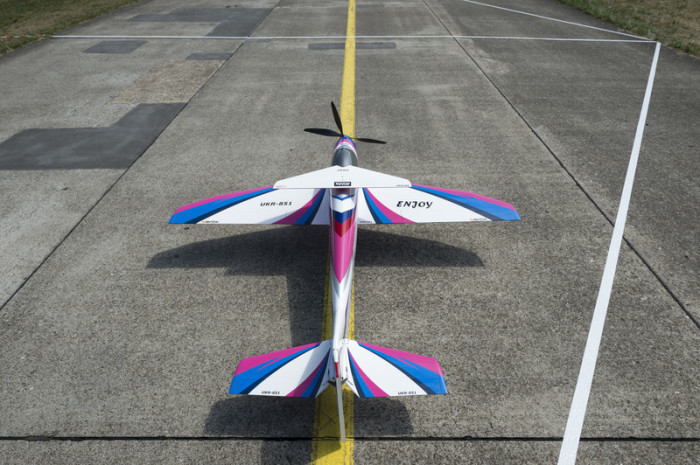 Kunstflugmodellflugzeuge. Foto: epa/Dominic Steinmann