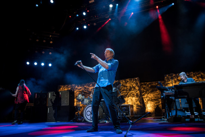 Sänger Ian Gillan bei dem Konzert am 19. Mai 2017 in München. Foto: epa/Christian Bruna