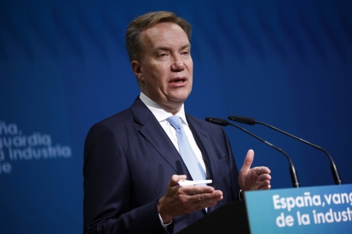 WEF-Präsident Borge Brende spricht bei der Abschlussveranstaltung „Spain, Vanguard in the Green Industry“ in Madrid. Foto: epa/Daniel Gonzalez