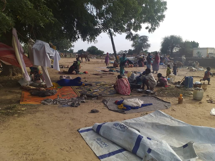 Geflüchtete aus West-Darfur suchen nach Angriffen Schutz vor der anhaltenden Gewalt im Sudan. Foto: Mustafa Younes/dpa
