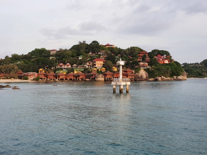 Die Behörden auf Koh Phangan haben ihre Kontrollen gegen mutmaßlich illegale Hotelbetriebe und umstrittene Beteiligungsmodelle deutlich verschärft. Archivbild: Jahner