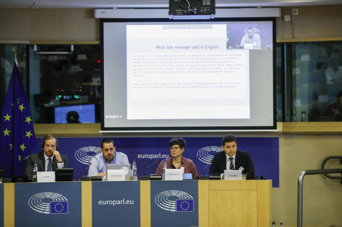 Der Untersuchungsausschuss des Europäischen Parlaments untersucht in Brüssel den Einsatz der Spähsoftware Pegasus in Griechenland. Foto: epa/Olivier Hoslet