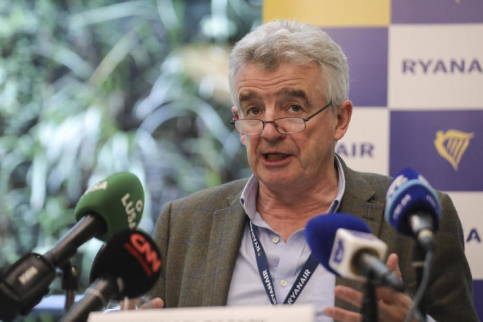 Ryanair-CEO Michael O'Leary nimmt an einer Pressekonferenz der Ryanair Group in Lissabon teil. Foto: epa/Miguel A. Lopes