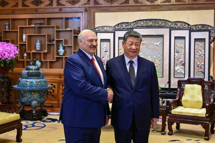 Alexander Lukashenko trifft in Peking mit Xi Jinping zusammen. Foto: EPA/Belarussischer Präsidialdienst/handout