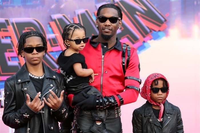 US Rapper Offset (2-R) und seine Familie besuchen die Premiere des Films 