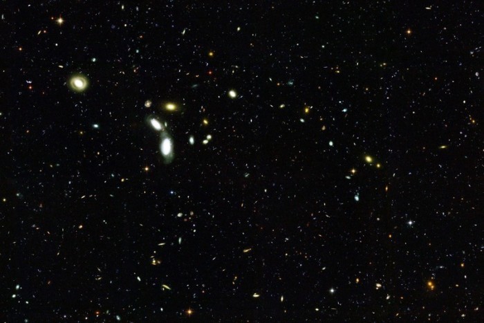Observatorien dringen immer weiter in die Vergangenheit vor, um die Entwicklung von Sternen und Galaxien zu untersuchen. Foto: epa/Nasa/ann Filed