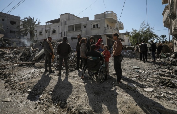 Israels Luftangriff auf Deir Al Balah im südlichen Gazastreifen. Foto: epa/Mohammed Saber