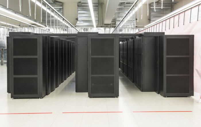  «Piz Daint» am Schweizer Supercomputing Center CSCS kommt auf eine Leistung von 19,59 Petaflops. Foto: epa/Karl Mathis