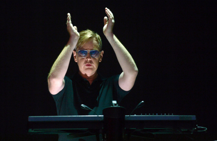 Andy Fletcher, Mitglied der britischen Synthie-Pop-Band Depeche Mode, spielt im Rahmen der 