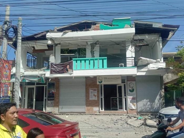 Folgen des Erdbebens in der Provinz Abra. Foto: epa/Occb