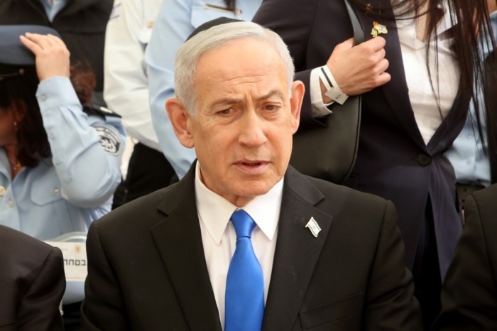 Israels Premier Benjamin Netanjahu nimmt an der Eröffnung des Gedenktags Yom HaZikaron in Jerusalem teil. Foto: epa/Marc Israel Sellem / Pool