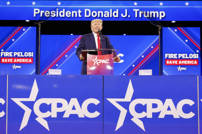 Der ehemalige Präsident Donald Trump hält die Abschlussrede während der Conservative Political Action Conference (CPAC). Foto: Shafkat Anowar