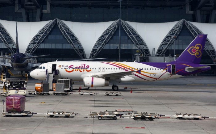 THAI Smile-Maschine am internationalen Flughafen Suvarnabhumi in Bangkok. Foto: epa/Barbara Walton