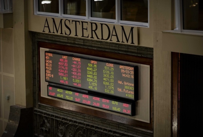 Amsterdamer Börse. Foto: epa/Robin Van Lonkhuijsen