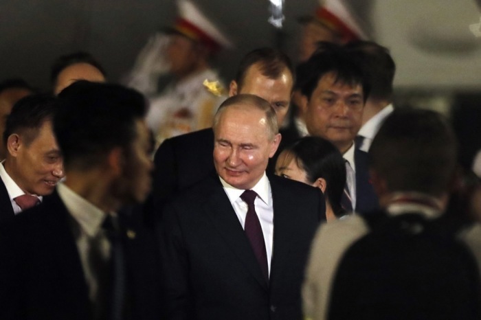 Russischer Präsident Putin landet nach seinem Besuch in Nordkorea in Vietnam. Foto: epa/Luong Thai Linh