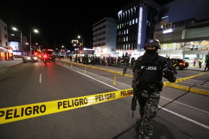 Ermordung des Präsidentschaftskandidaten Fernando Villavicencio nach einer Kundgebung in Quito. Foto: epa/Jose Jacome