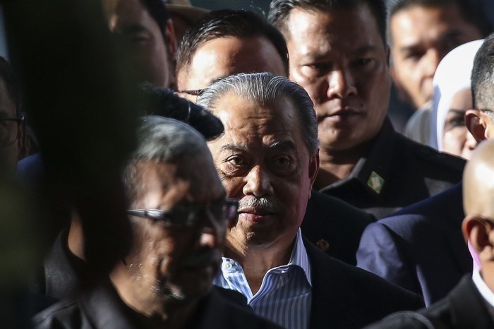Ehemaliger malaysischer Premierminister und Vorsitzender der Perikatan Nasional (PN) Muhyiddin Yassin (C). Foto: epa/Fazry Ismail