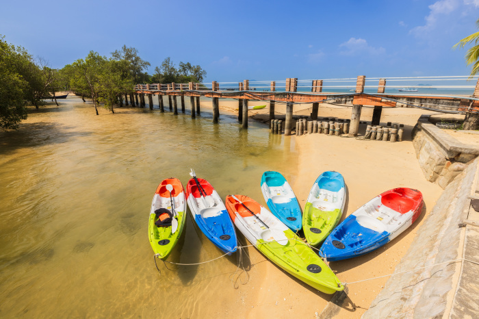 Zwischen Mangroven und stillen Stränden. Foto: Nakornthai/Adobe Stock