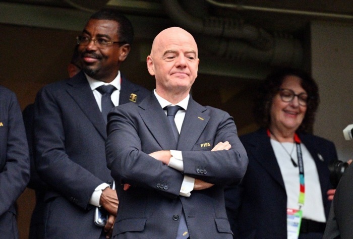 FIFA-Präsident Gianni Infantino verfolgt das WM-Achtelfinale zwischen Kanada und Marokko in Houston. Foto: Sam Wasson/epa