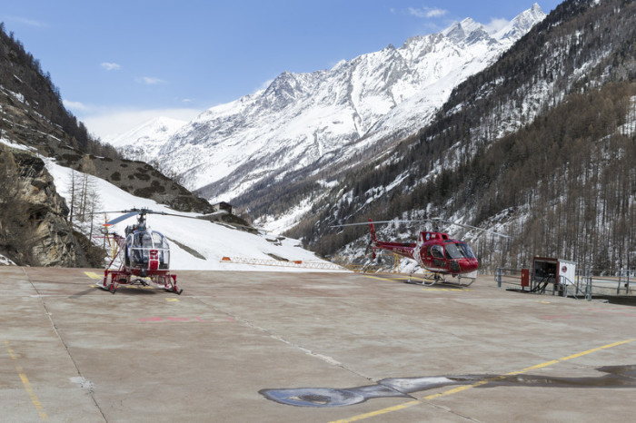 Der Hubschrauberlandeplatz der Air Zermatt, der lokalen Luftrettung. Foto: epa/Dominic Steinmann