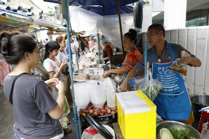 Grafik: DER FARANG