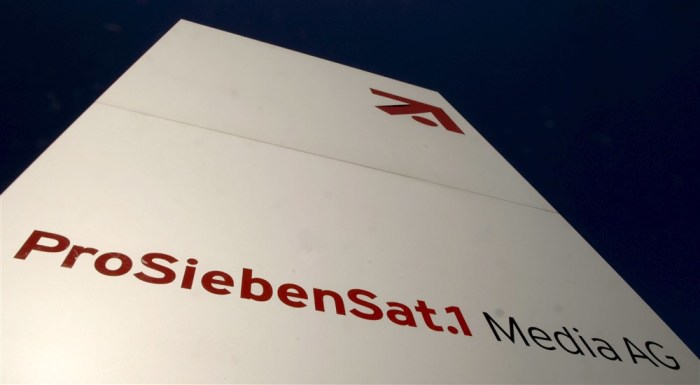 Das Logo der ProSieben Sat1 Media AG am Hauptsitz des Unternehmens in München. Foto: EPA/Peter Kneffel