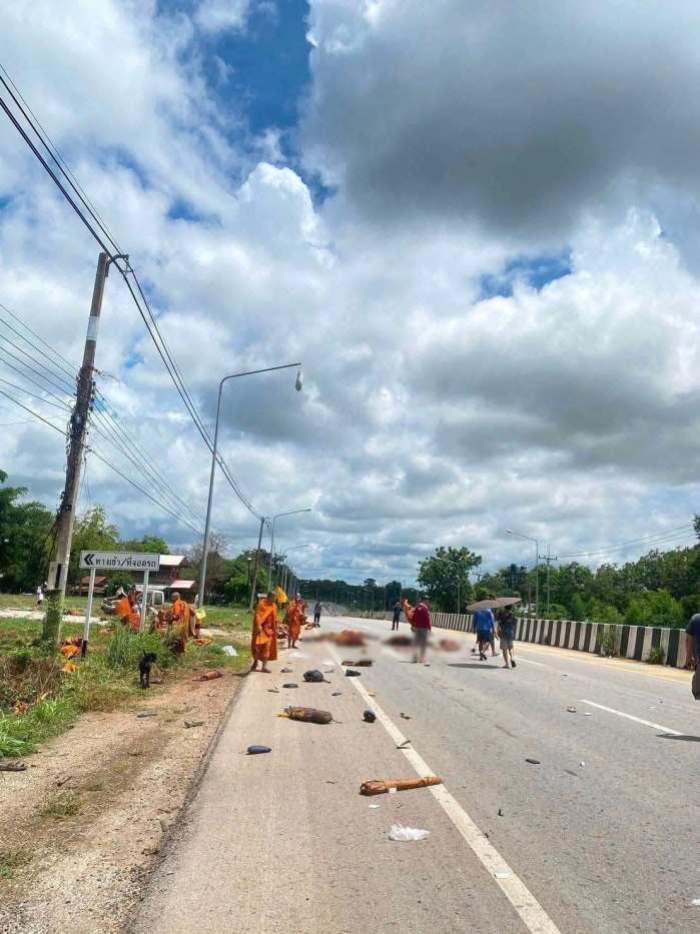 Nach der Tragödie in Mukdahan laufen die Ermittlungen, während Opfer und Angehörige betreut werden. Bild: JS100 Radio