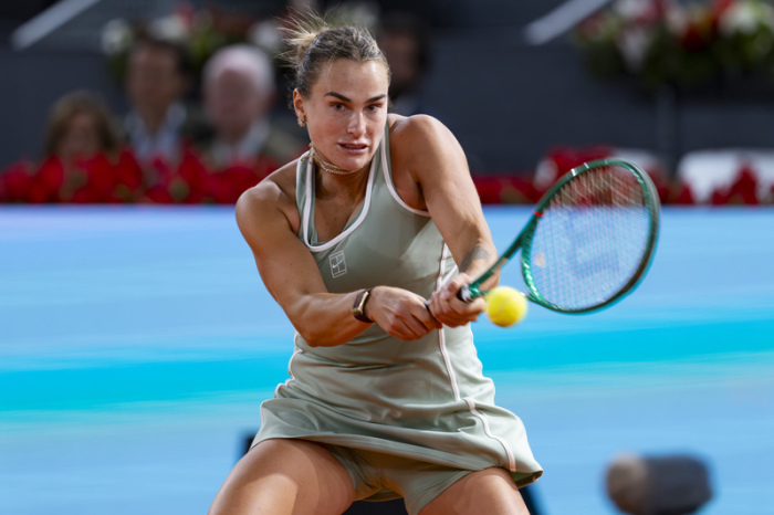 ATP-Tour - Mutua Madrid Open, Damen, Einzel, Viertelfinale: Aryna Sabalenka spielt eine Rückhand. Foto: Alberto Gardin/Zuma Press Wire/dpa
