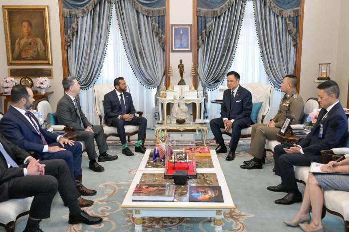 FBI-Direktor Kash Patel trifft Premierminister Anutin Charnvirakul im Government House in Bangkok zu Gesprächen über die Bekämpfung grenzüberschreitender Kriminalität. Bild: Thai Government