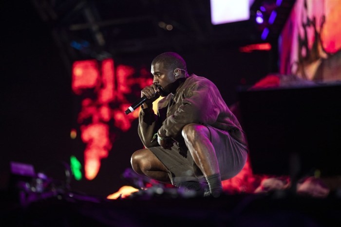 Der amerikanische Rapper Kanye West in Indio bei Palm Spring. Foto: epa/Etienne Laurent