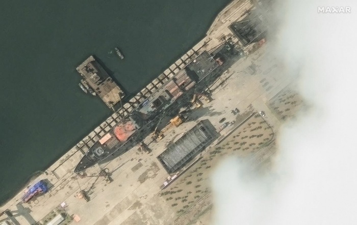 Neue nordkoreanische Fregatte vor dem Stapellauf in Chongjin. Foto: epa/Satellitenbild ©2025 Maxar Technologies Handout