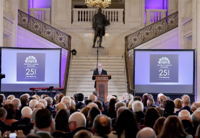 Der 25. Jahrestag des Karfreitagsabkommens in Nordirland. Foto: epa/William Cherry