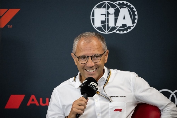 Stefano Domenicali, CEO der Formula One Group, nimmt an einer Pressekonferenz zum Großen Preis der Formel 1 teil. Foto: epa/Christian Bruna