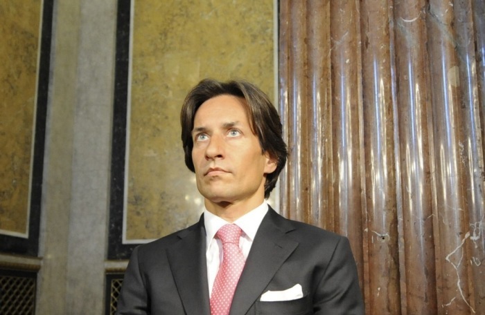 Ex-Finanzminister Karl Heinz Grasser wartet auf eine Sitzung des Untersuchungsausschusses im Parlament in Wien. Archivfoto: epa