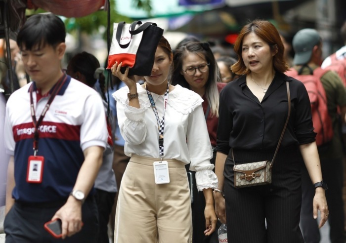 Der National Savings Fund warnt, dass Millionen Erwerbstätige in Thailand unzureichend auf den Ruhestand vorbereitet sind. Foto: epa/Rungroj Yongrit