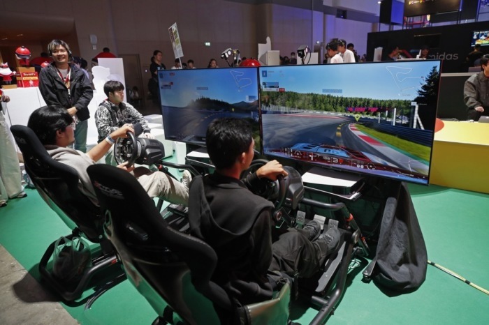 Premierminister Anutin Charnvirakul setzt auf die Gaming-Industrie als Zukunftsbranche und will Thailand als führenden Standort für Spieleentwicklung und digitale Kreativwirtschaft in der ASEAN-Region positionieren. Foto: epa/Rungroj Yongrit