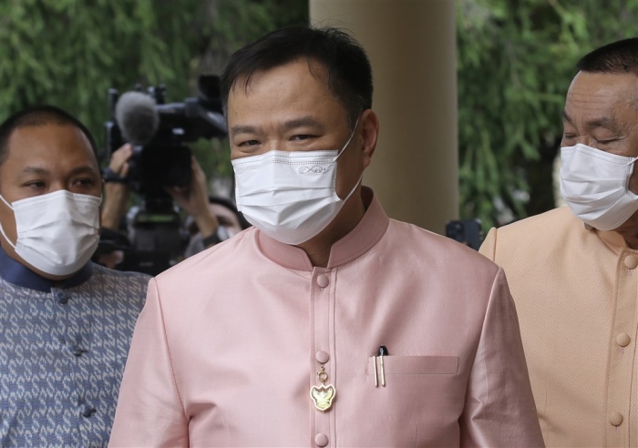 Thailands stellvertretender Premierminister und Gesundheitsminister Anutin Charnvirakul. Foto: epa/Narong Sangnak