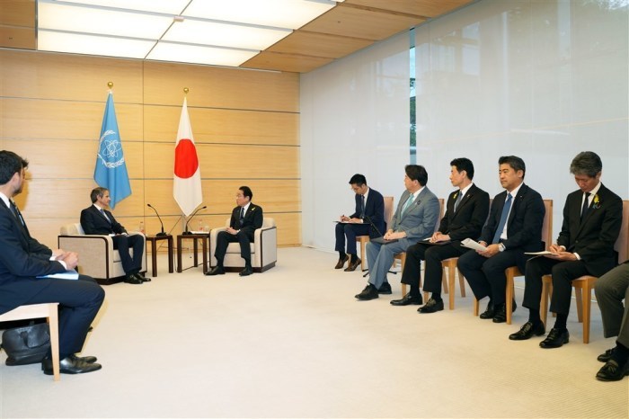 IAEA-Generaldirektor Rafael Grossi trifft den japanischen Premierminister Kishida. Foto: epa/Zhang Xiaoyu