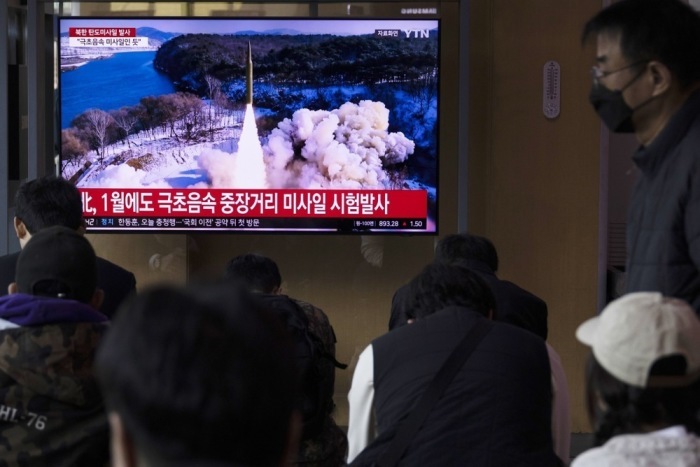 Die Reaktion von Seoul nach dem Abschuss einer ballistischen Rakete durch Nordkorea in der Ostsee. Foto: epa/Jeon Heon-kyun