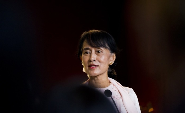 Aung San Suu Kyi spricht 2012 in Oslo bei einer Pressekonferenz. Die Friedensnobelpreisträgerin begeht ihren 80. Geburtstag weiter in Haft. Foto: EPA/Vegard Groett