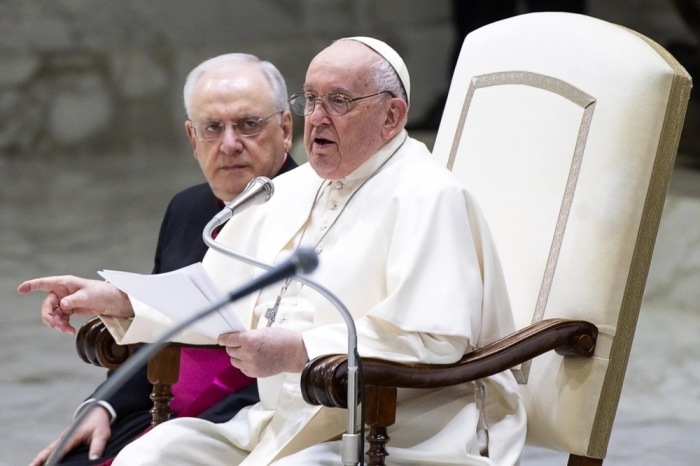 Papst Franziskus hält wöchentliche Generalaudienz. Foto: epa/Angelo Carconi