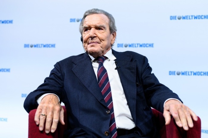 Der ehemalige deutsche Bundeskanzler Gerhard Schröder. Foto: epa/Max Slovencik