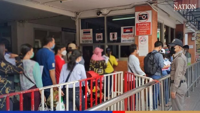 Busy at the border crossing in Sakaeo, Thailand