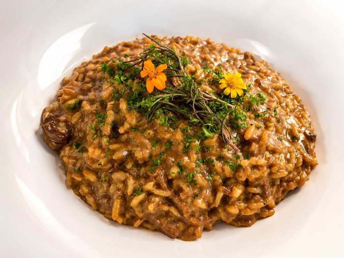 Klassisches Steinpilz-Risotto zählt zu den Höhepunkten der aktuellen Steinpilzkarte im Casa Pascal. Foto: Casa Pascal