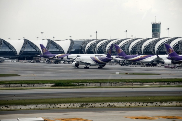 Thai Airways International nimmt ab dem 1. Juli wieder Direktflüge zwischen Bangkok und Amsterdam in ihr Streckennetz auf. Foto: epa/Rungroj Yongrit